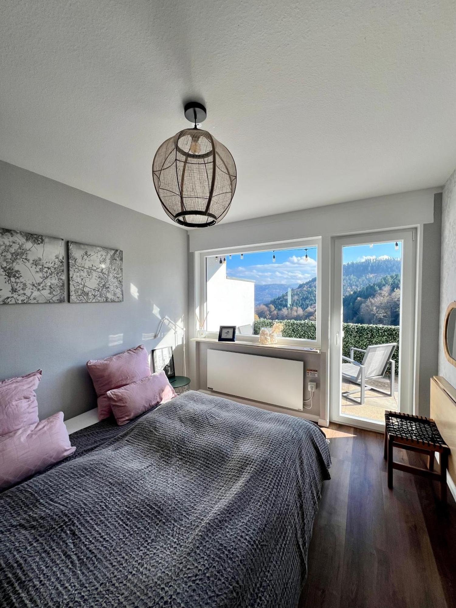 Apartament Wohnen Im Schwarzwald Mit Panoramablick Bad Herrenalb Zewnętrze zdjęcie