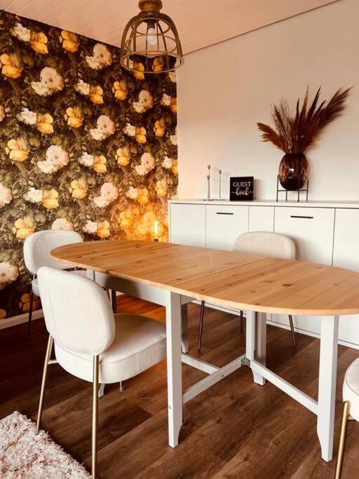Apartament Wohnen Im Schwarzwald Mit Panoramablick Bad Herrenalb Zewnętrze zdjęcie